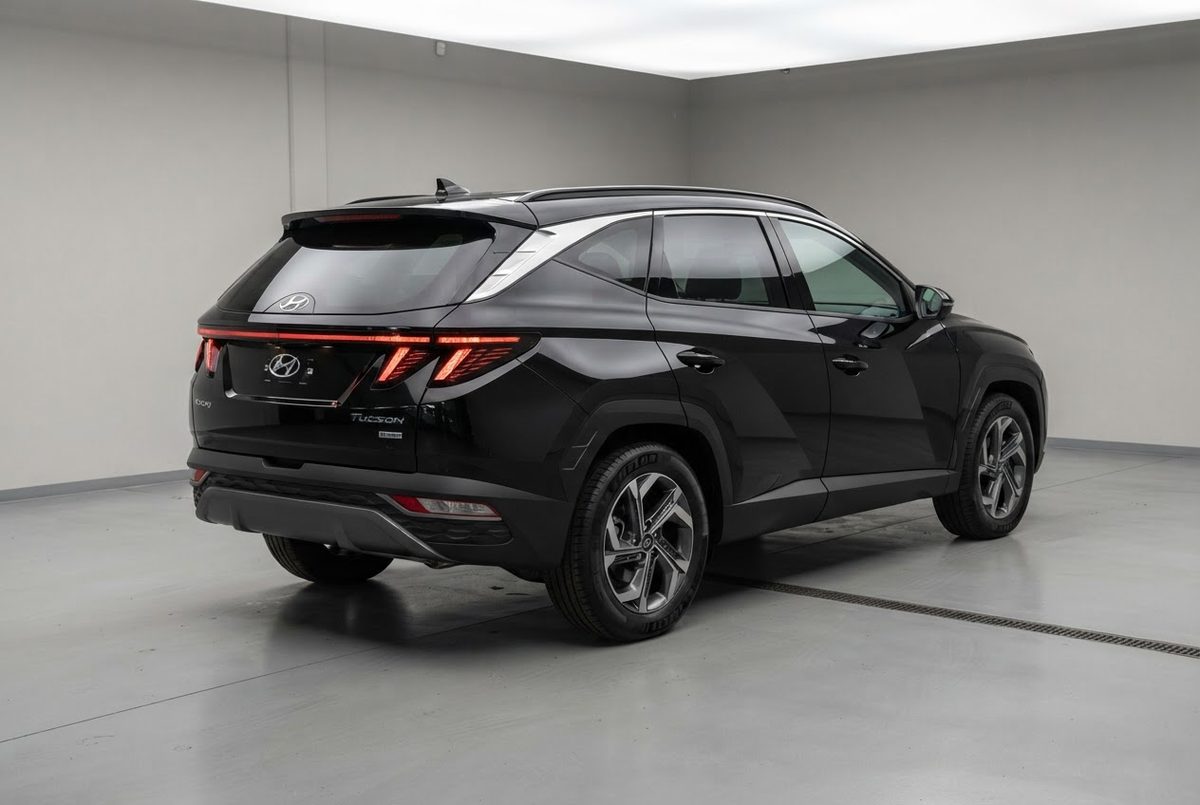 Rear three-quarter